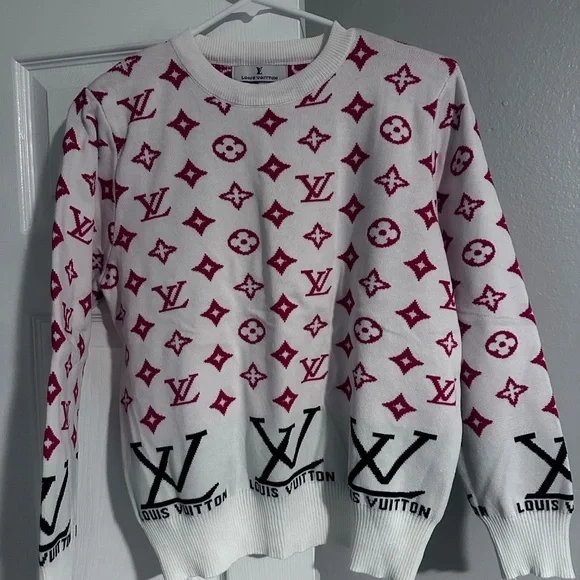 Sweaters - Picture 6 of 11